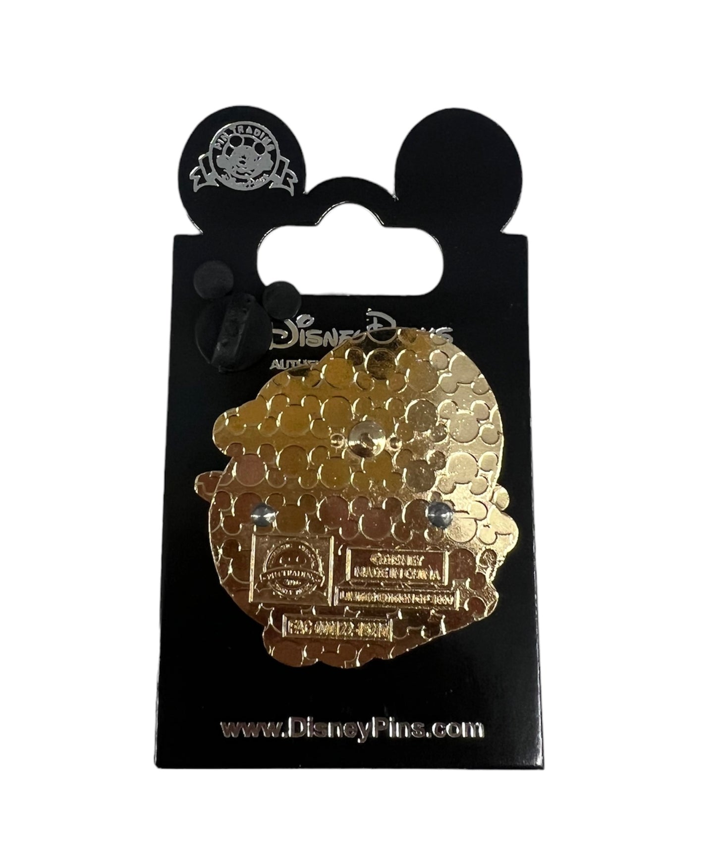 DISNEY Dumbo Metal pin